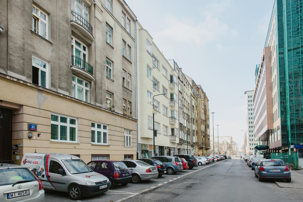Shortstaypoland Sienna Warschau Buitenkant foto